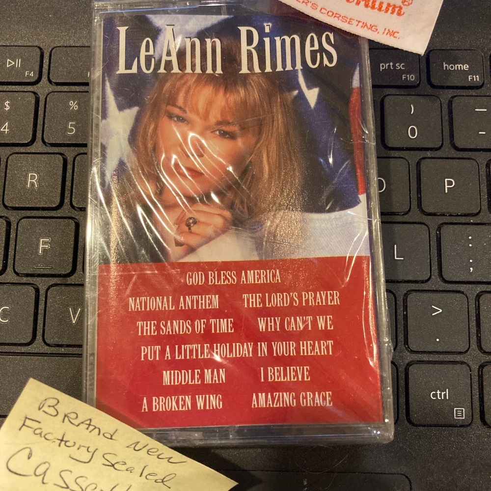 Leann Rimes God Bless America- Cassette Tape New sealed